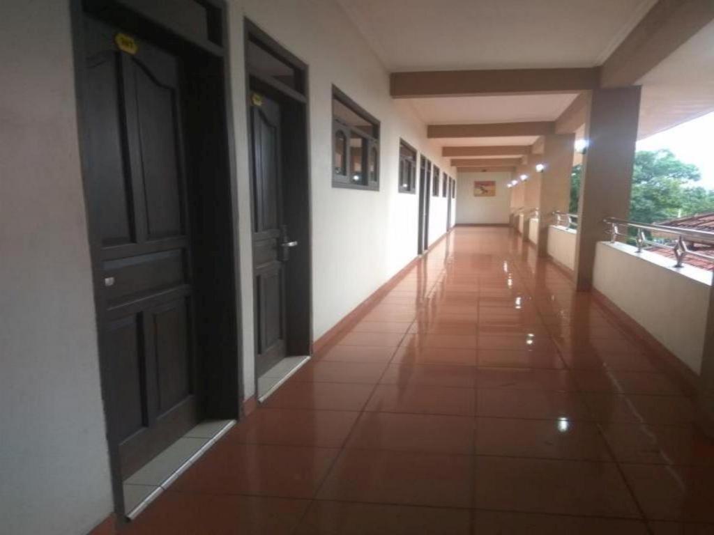 Graha Hotel Sragen Eksteriør billede