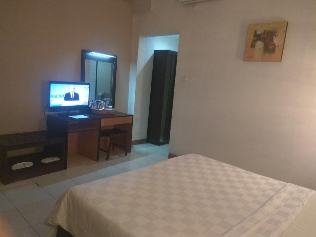 Graha Hotel Sragen Eksteriør billede
